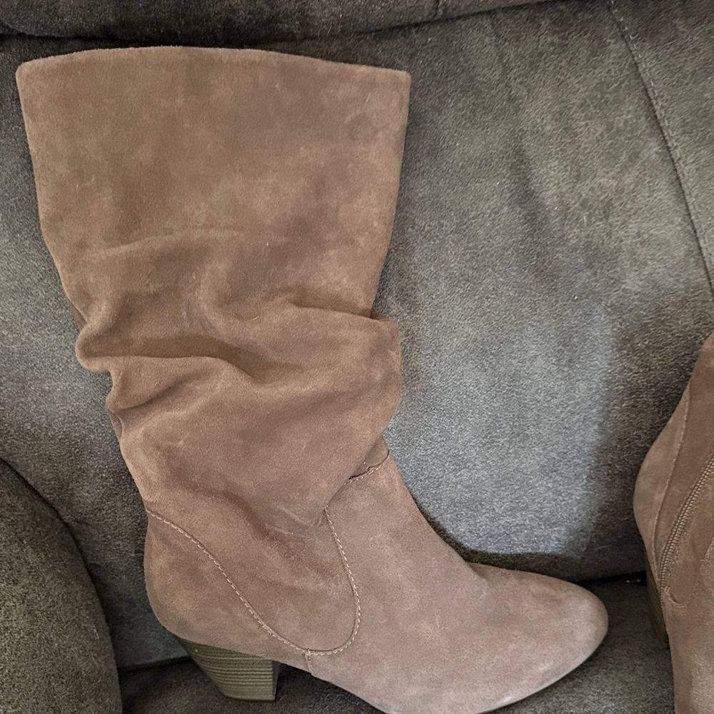 Sonoma Women's Brown Suede Heeled Boots
